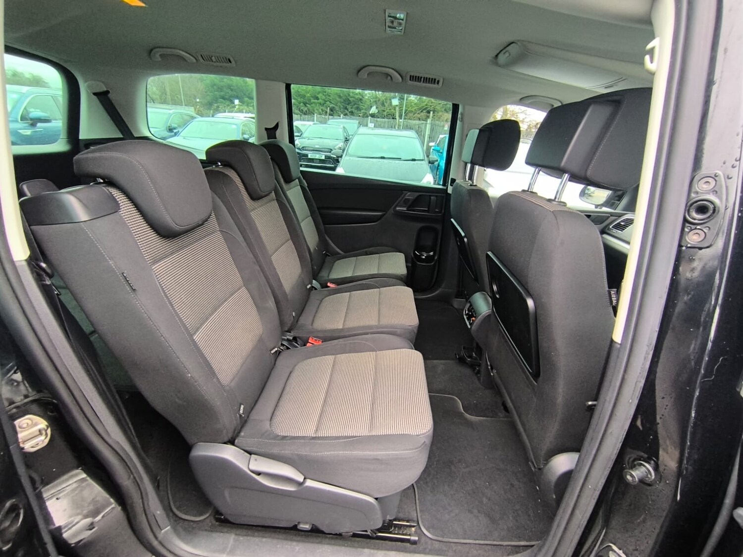 Used Volkswagen Sharan 2015 for sale - 77501558: Photo 15