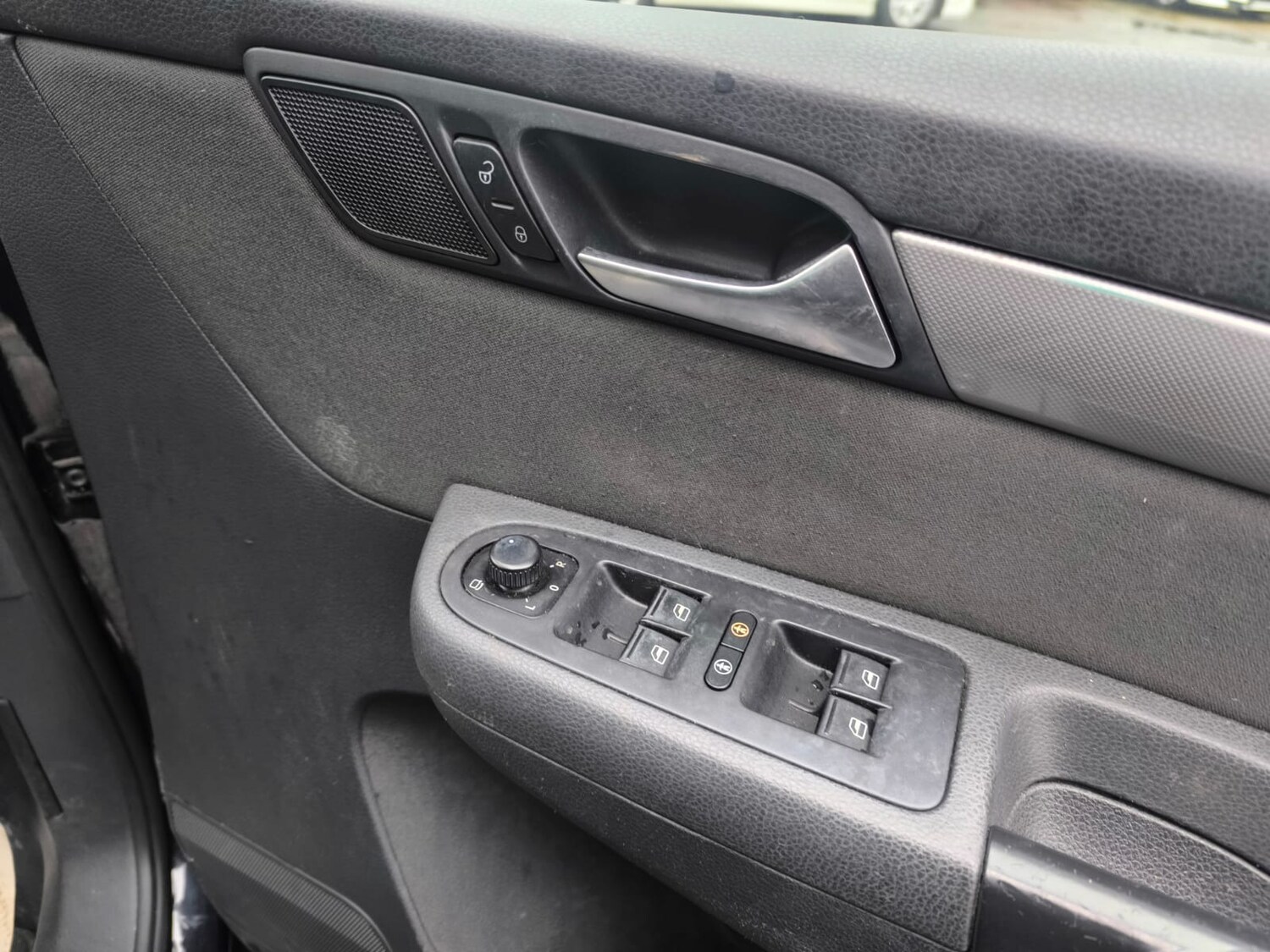 Used Volkswagen Sharan 2015 for sale - 77501558: Photo 33