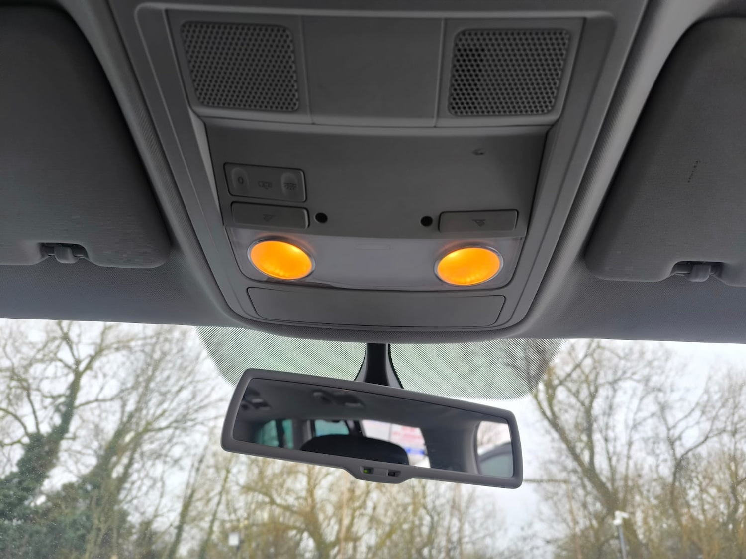 Used Volkswagen Sharan 2015 for sale - 77501558: Photo 8