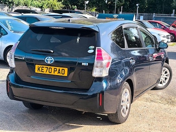 Used Toyota Prius+ 2020 for sale - 75594045: Photo