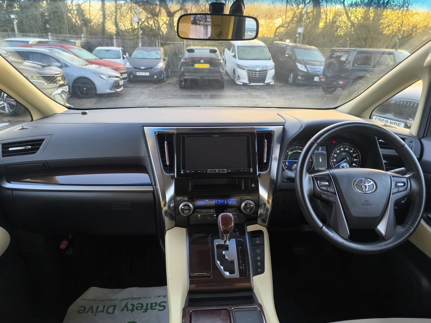 Used Toyota Alphard 2017 for sale - 77335700: Photo 15