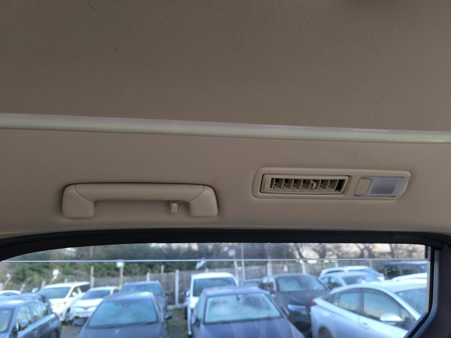 Used Toyota Alphard 2017 for sale - 77335700: Photo 31