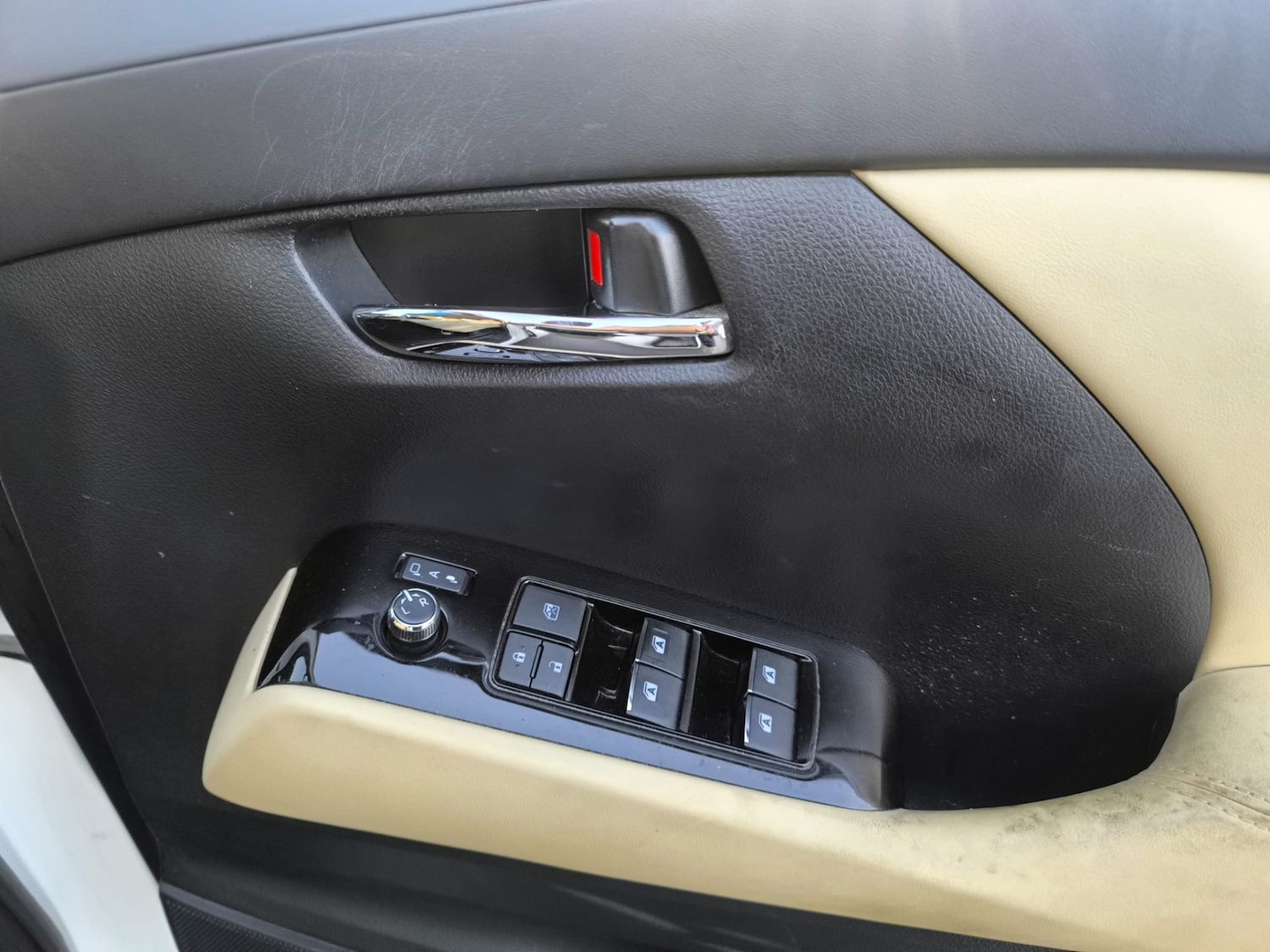 Used Toyota Alphard 2017 for sale - 77335700: Photo 37