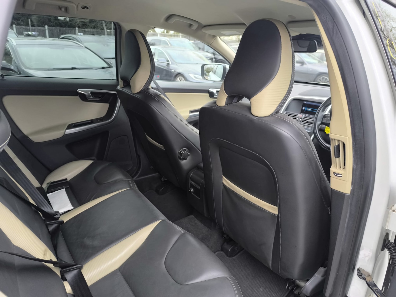 Used Volvo XC60 2013 for sale - 78011904: Photo 12