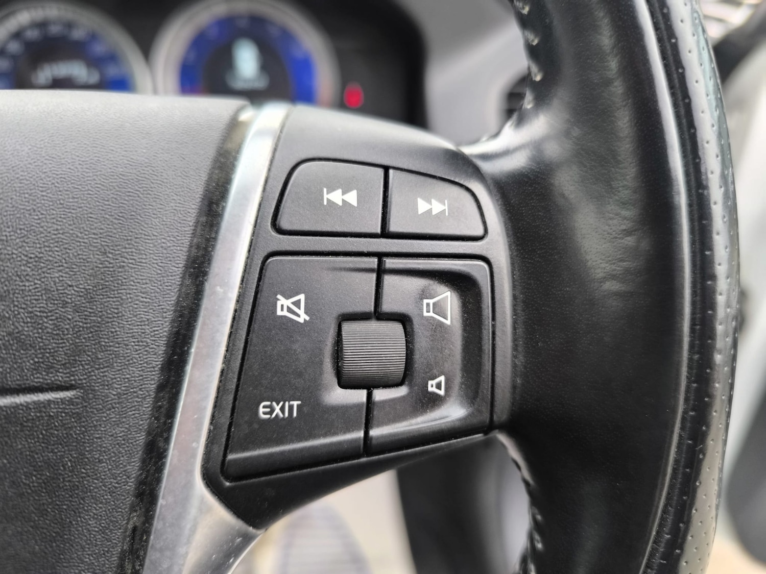 Used Volvo XC60 2013 for sale - 78011904: Photo 17