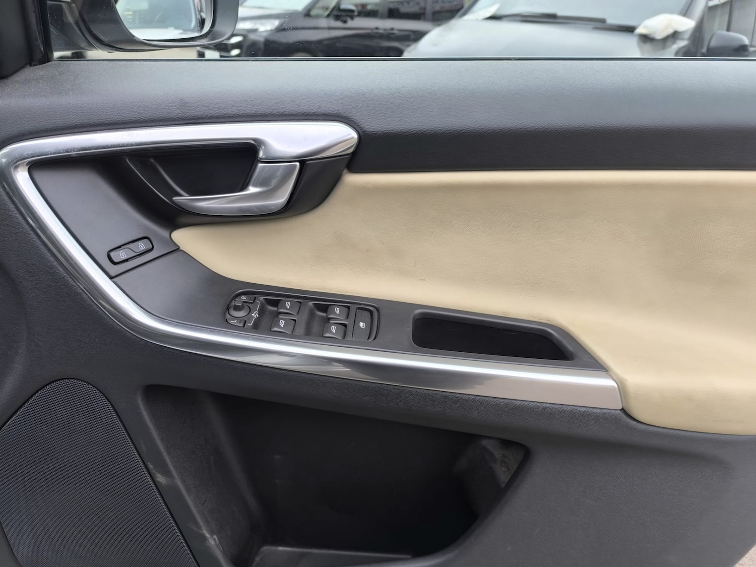 Used Volvo XC60 2013 for sale - 78011904: Photo 29