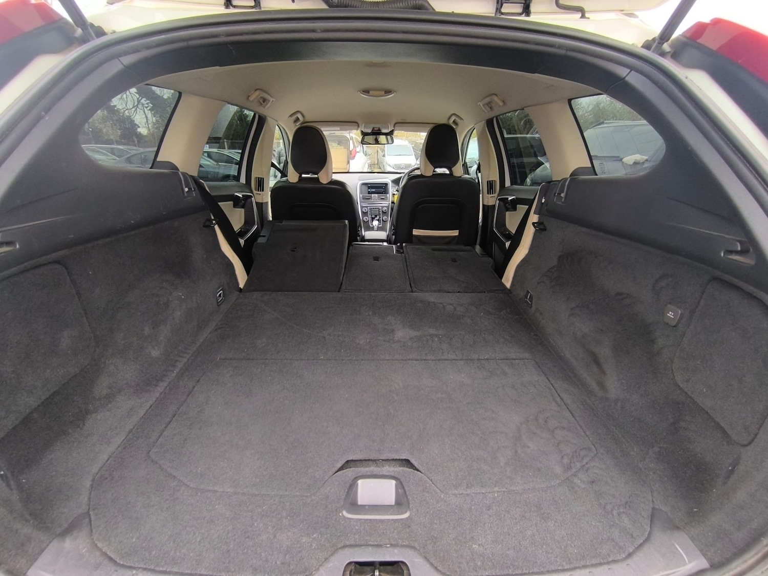 Used Volvo XC60 2013 for sale - 78011904: Photo 33