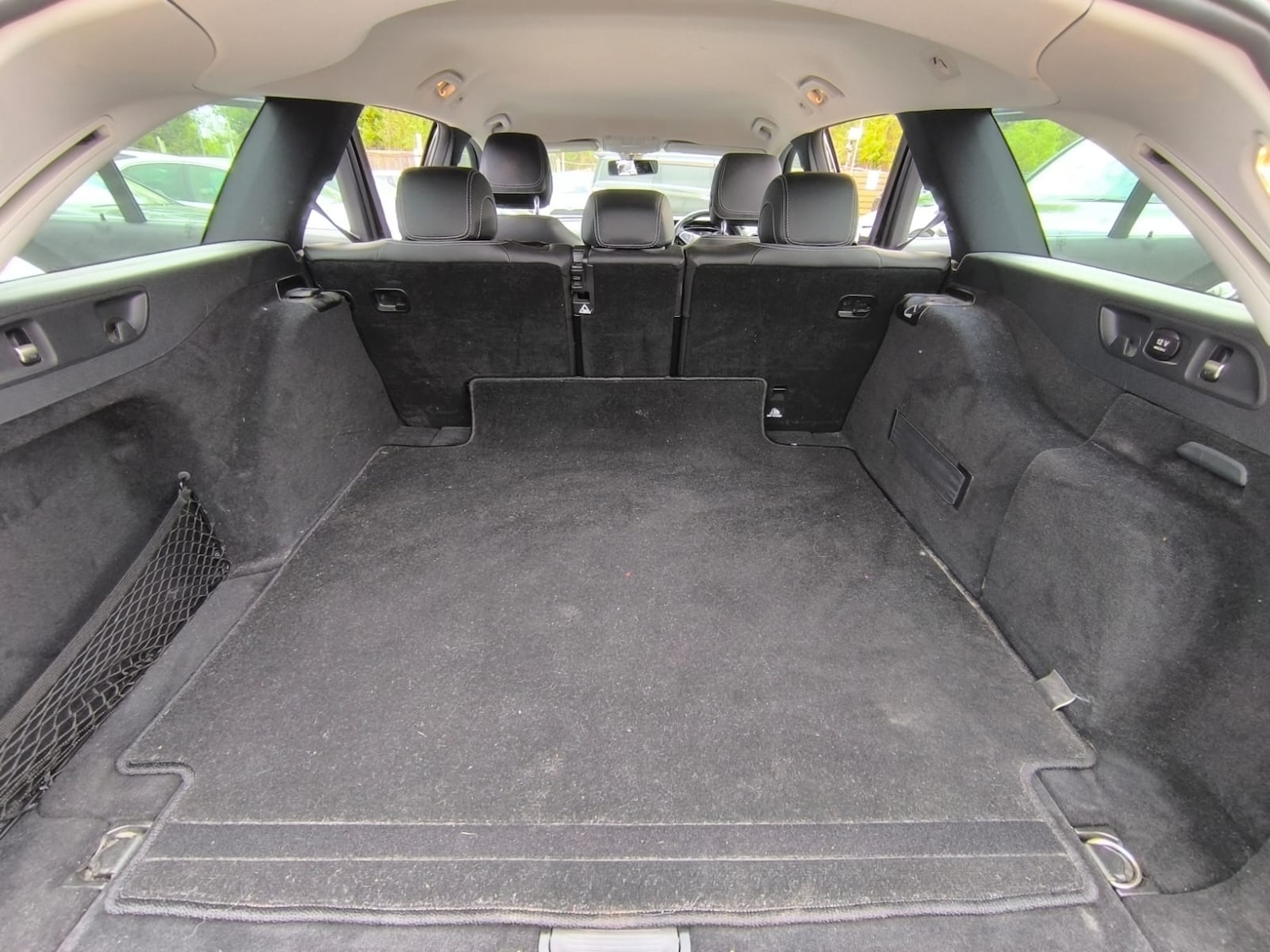 Used Mercedes-Benz E Class 2018 for sale - 78132472: Photo 39