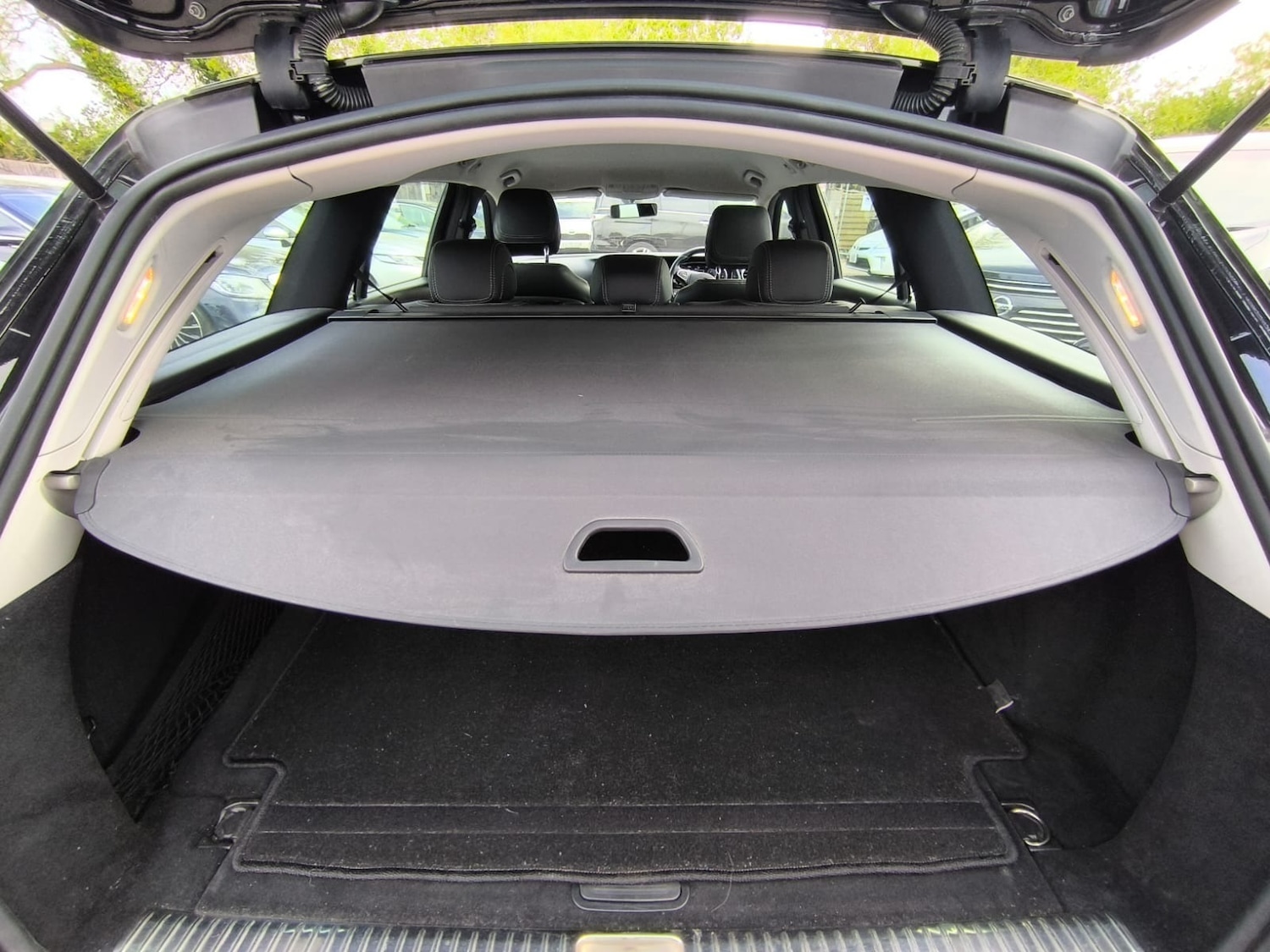 Used Mercedes-Benz E Class 2018 for sale - 78132472: Photo 42