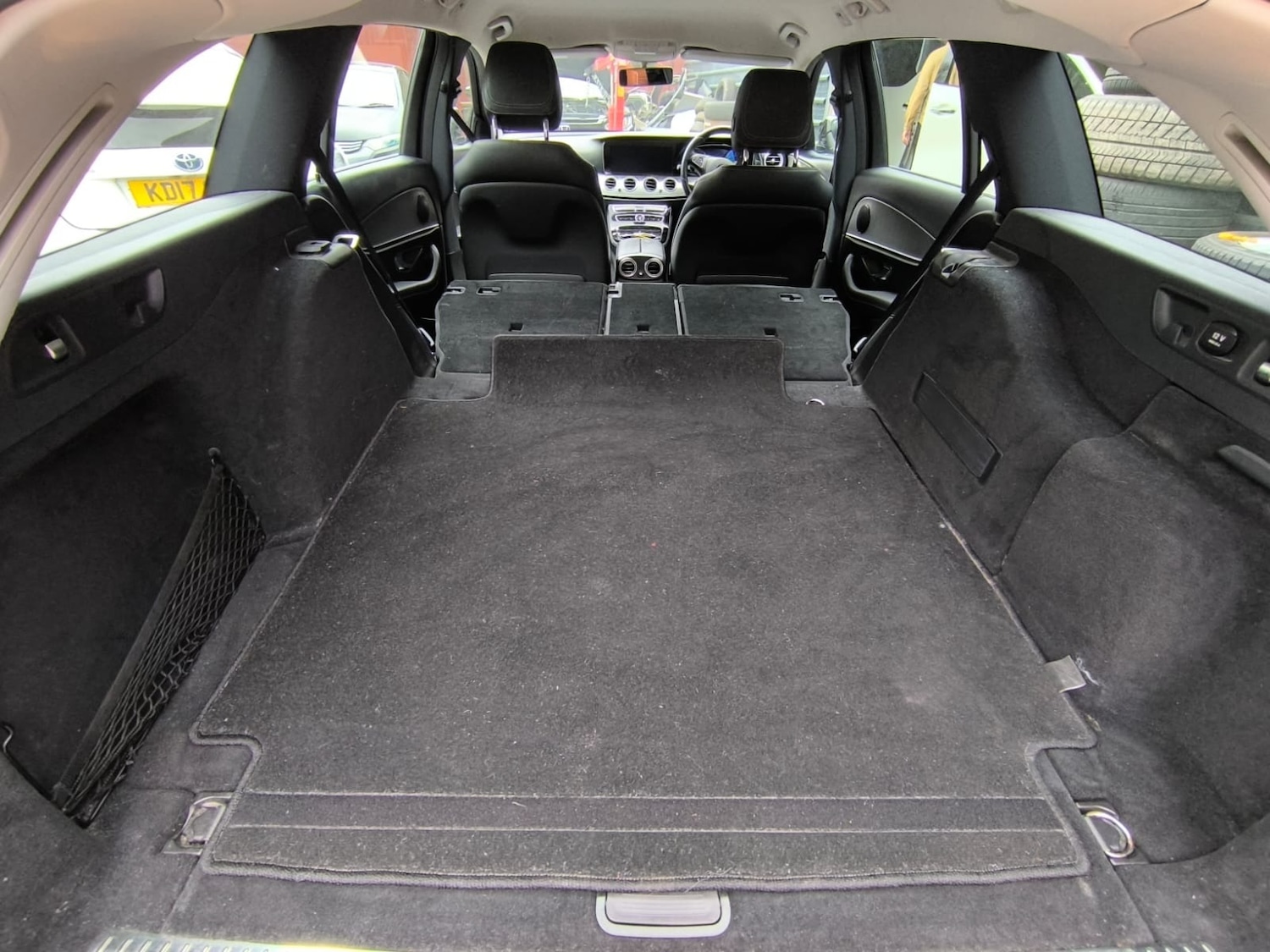 Used Mercedes-Benz E Class 2018 for sale - 78132472: Photo 43