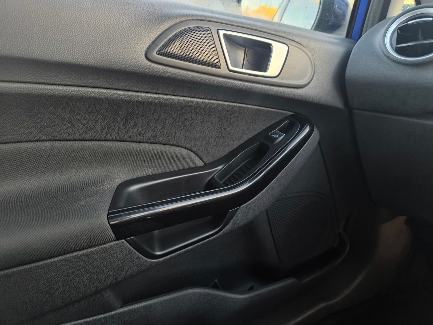 Used Ford Fiesta 2015 for sale - 76831915: Photo 26