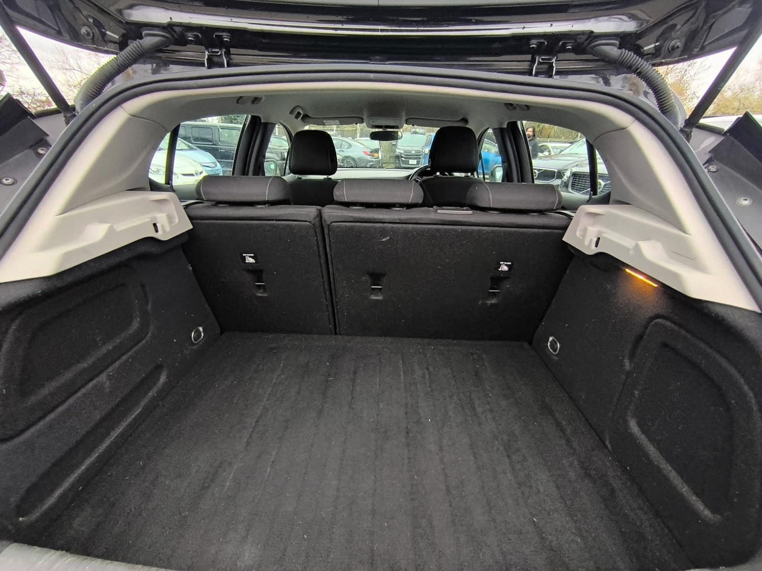 Used Vauxhall Astra 2016 for sale - 77916072: Photo 28