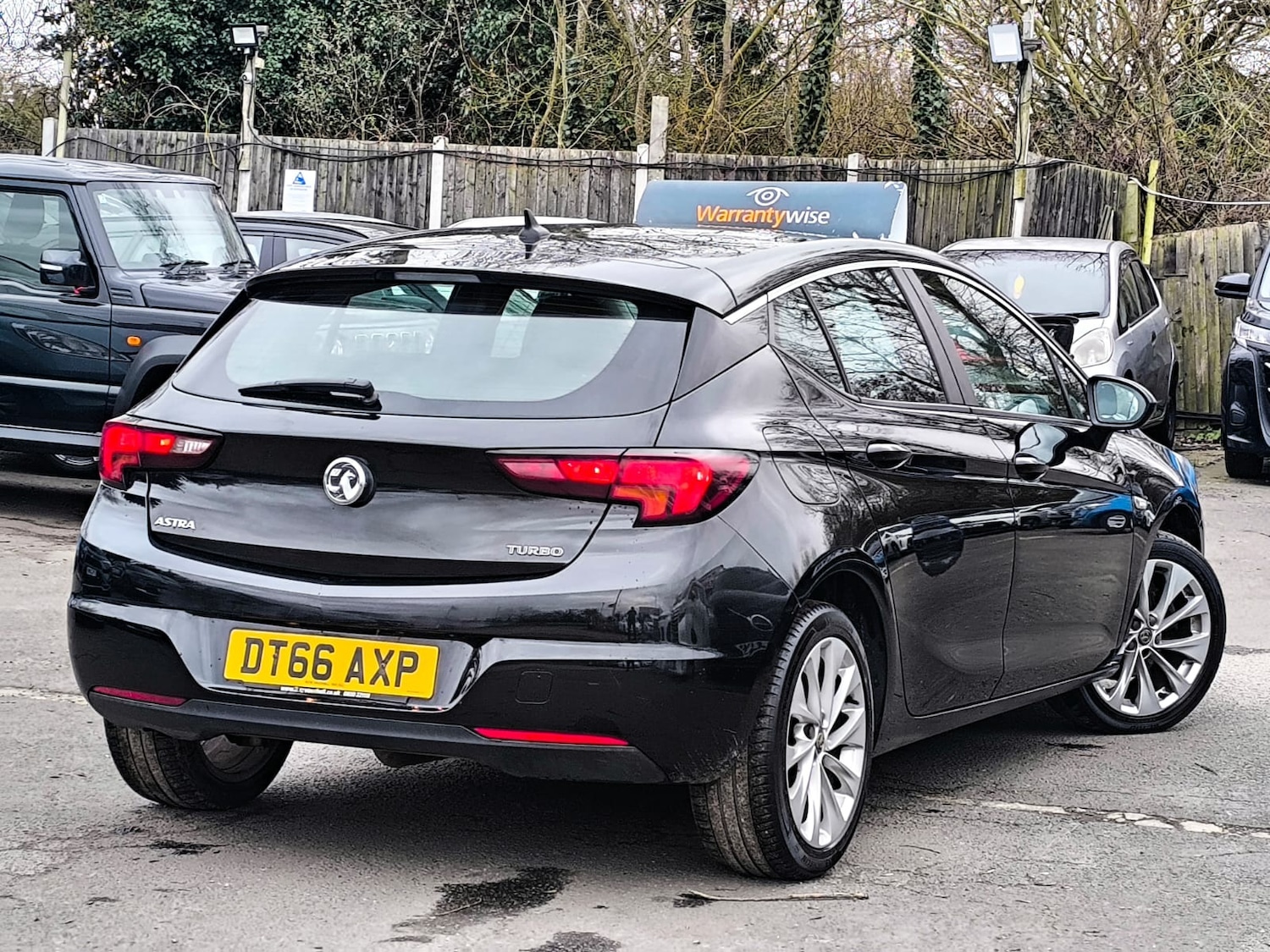 Used Vauxhall Astra 2016 for sale - 77916072: Photo 3