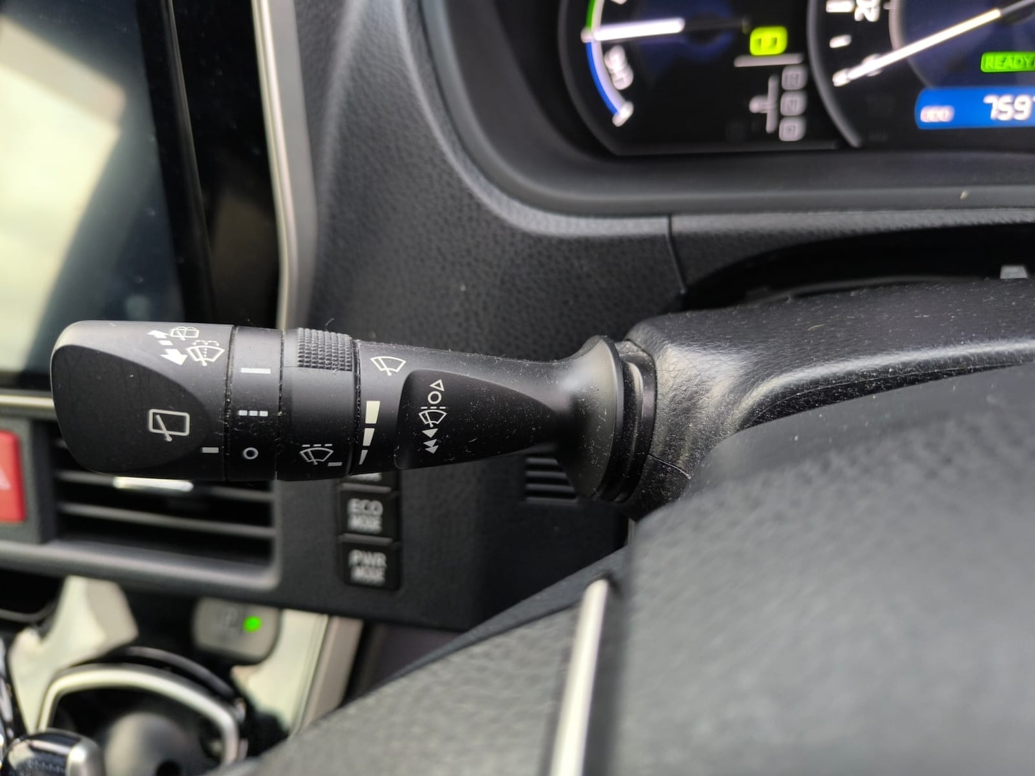 Used Toyota Voxy 2021 for sale - 76477356: Photo 22