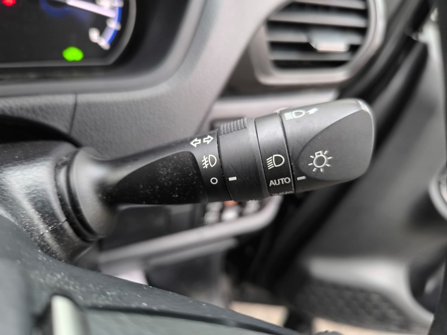 Used Toyota Voxy 2021 for sale - 76477356: Photo 23