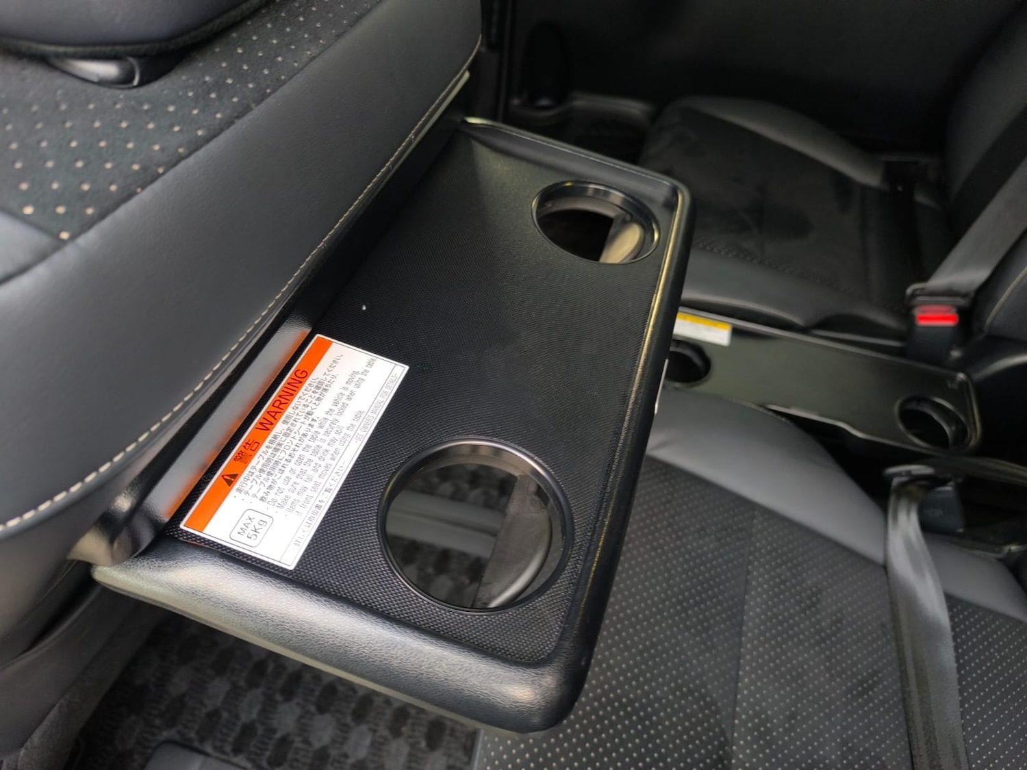 Used Toyota Voxy 2021 for sale - 76477356: Photo 28