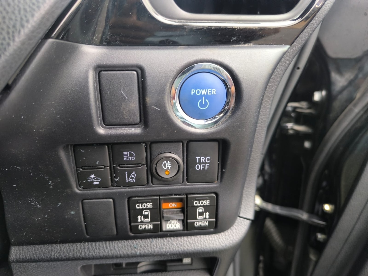 Used Toyota Voxy 2021 for sale - 76477356: Photo 31