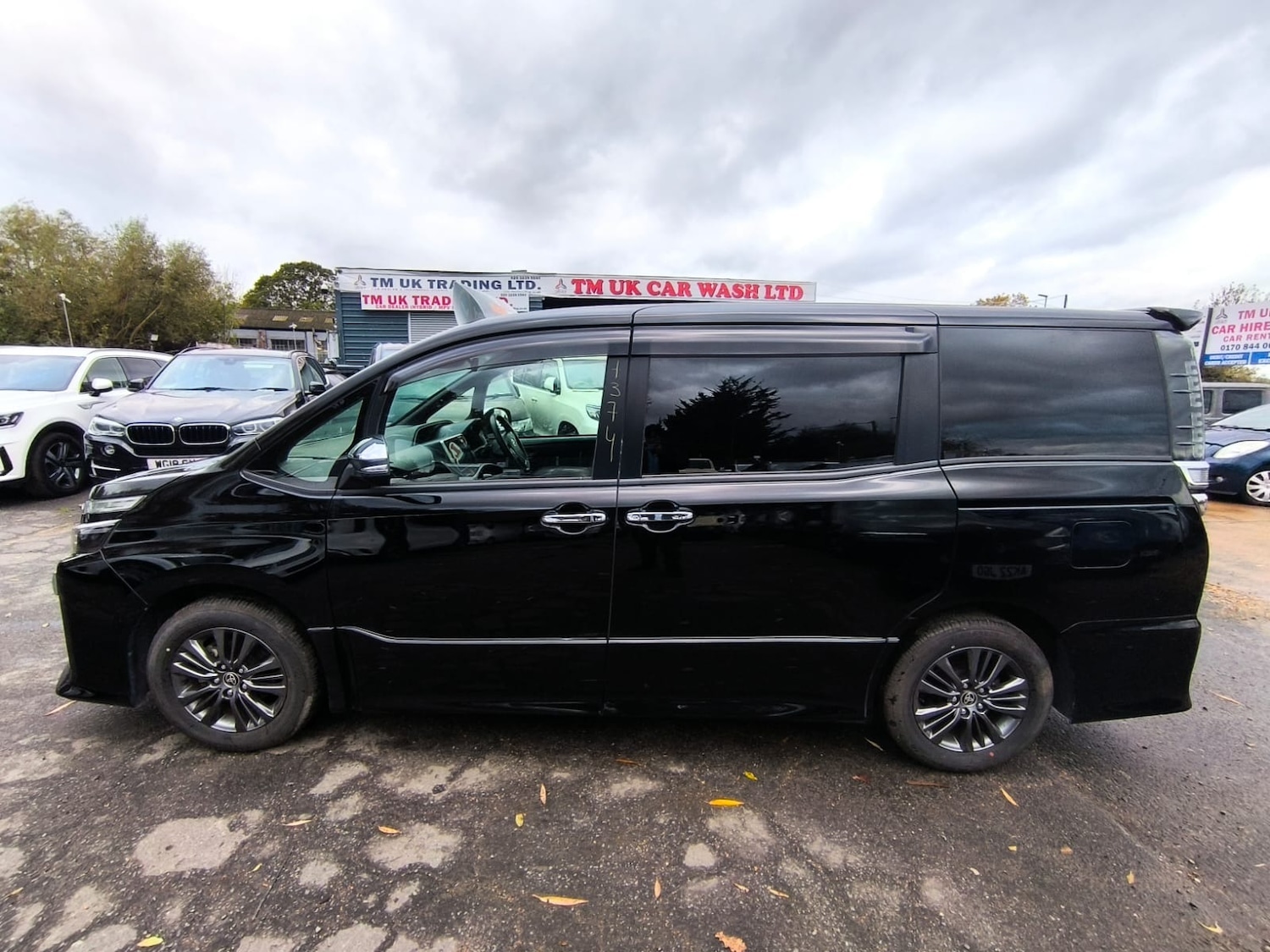 Used Toyota Voxy 2021 for sale - 76477356: Photo 6