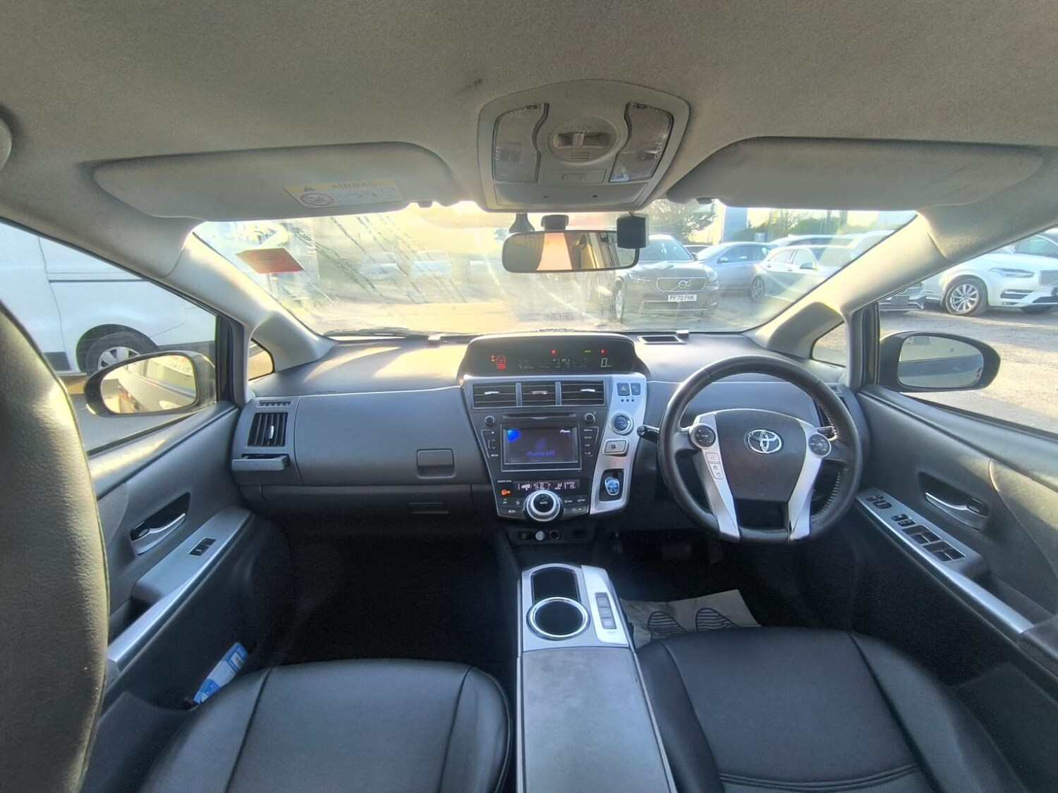 Used Toyota Prius+ 2015 for sale - 78210287: Photo 15