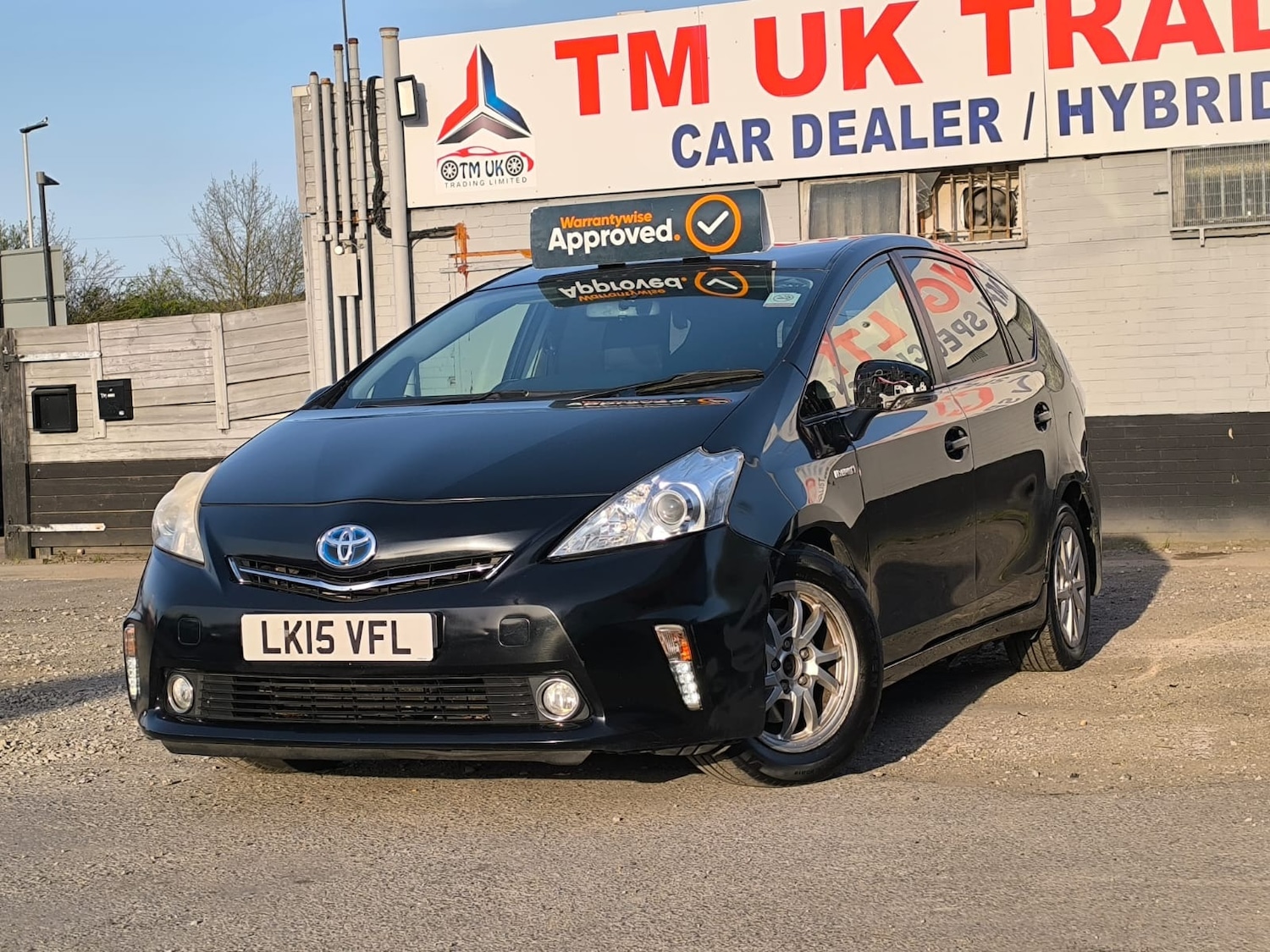 Used Toyota Prius+ 2015 for sale - 78210287: Photo 2