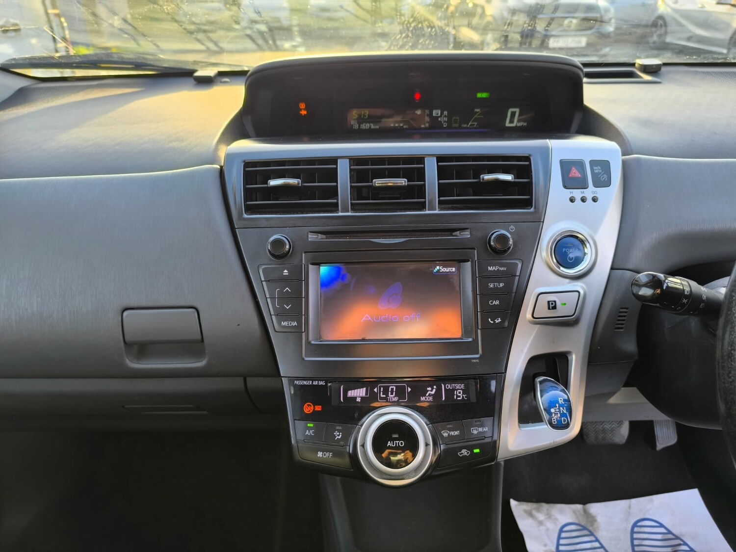 Used Toyota Prius+ 2015 for sale - 78210287: Photo 21