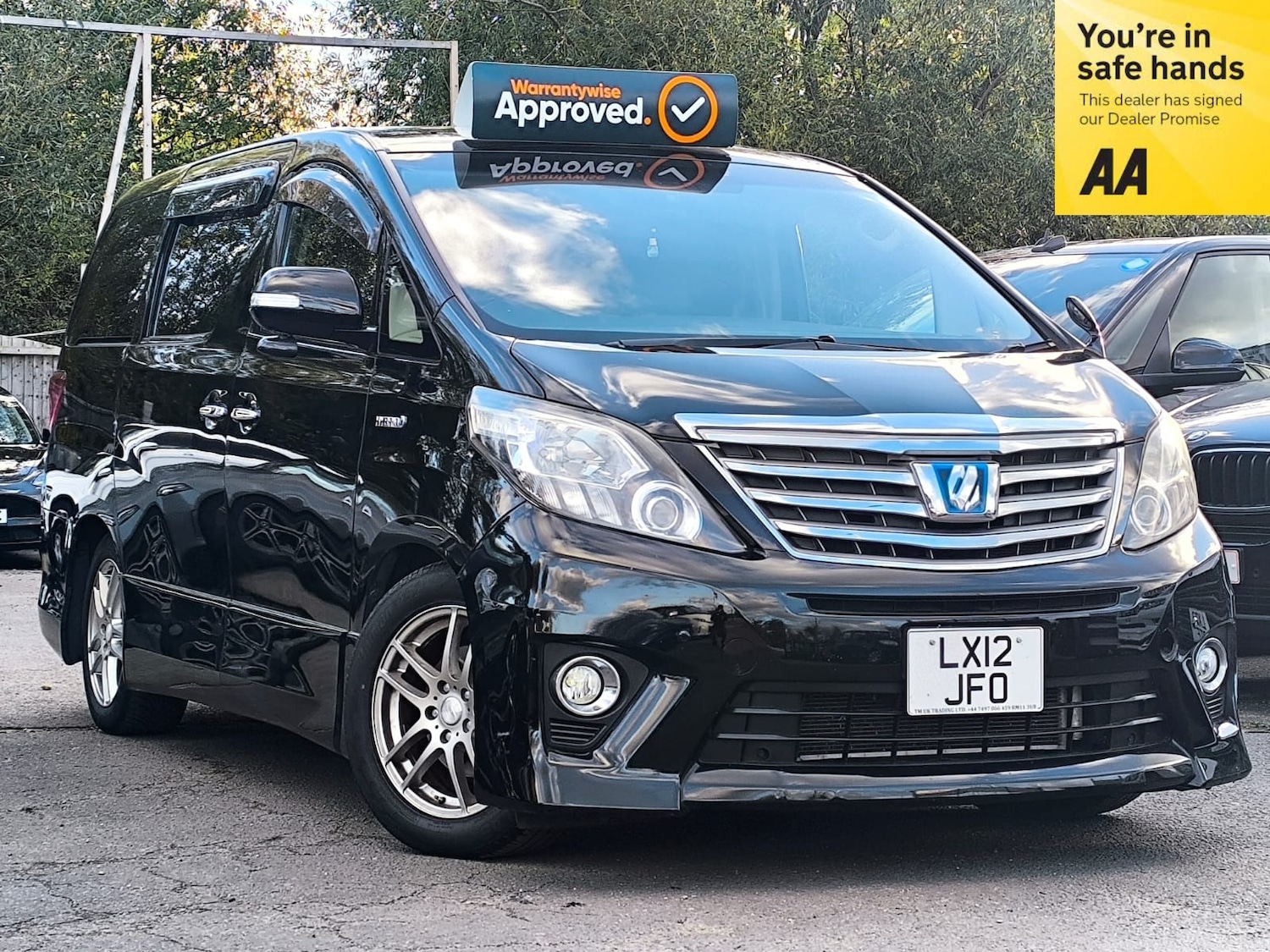 Used Toyota Alphard 2012 for sale - 76392348: Photo 1