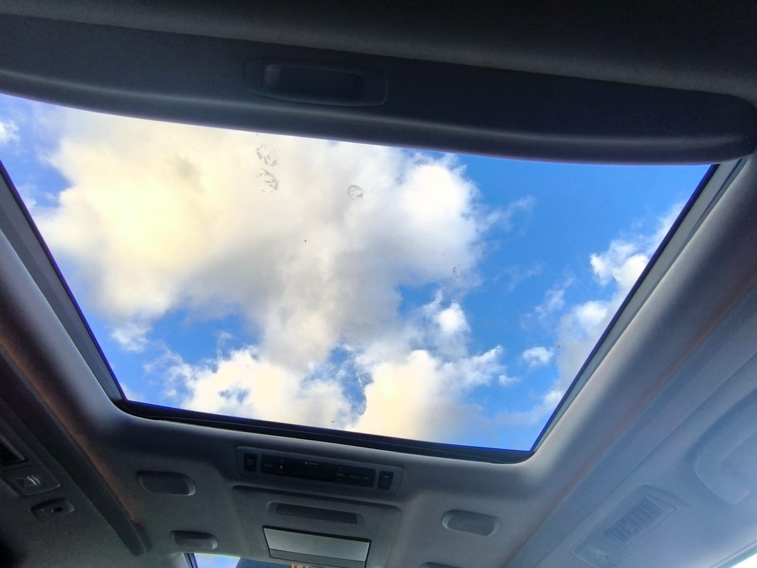 Used Toyota Alphard 2012 for sale - 76392348: Photo 24