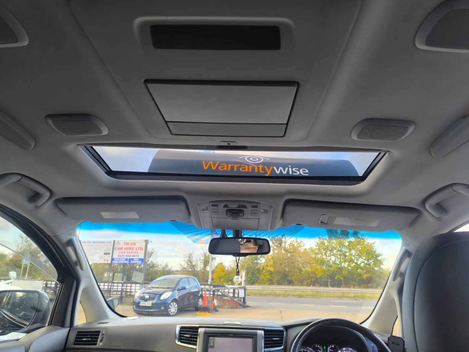 Used Toyota Alphard 2012 for sale - 76392348: Photo 25