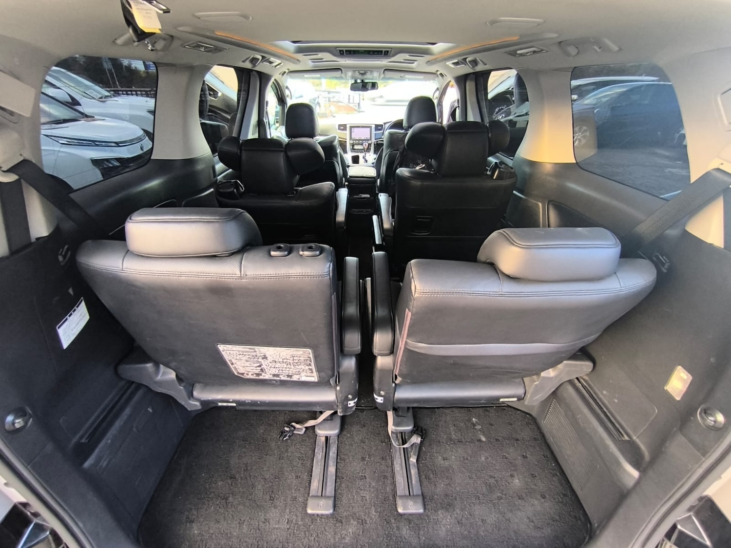 Used Toyota Alphard 2012 for sale - 76392348: Photo 36