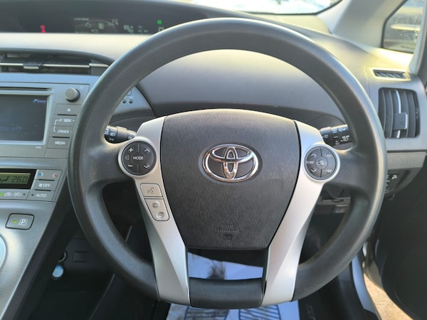 Used Toyota Prius 2016 for sale - 74036205: Photo 15