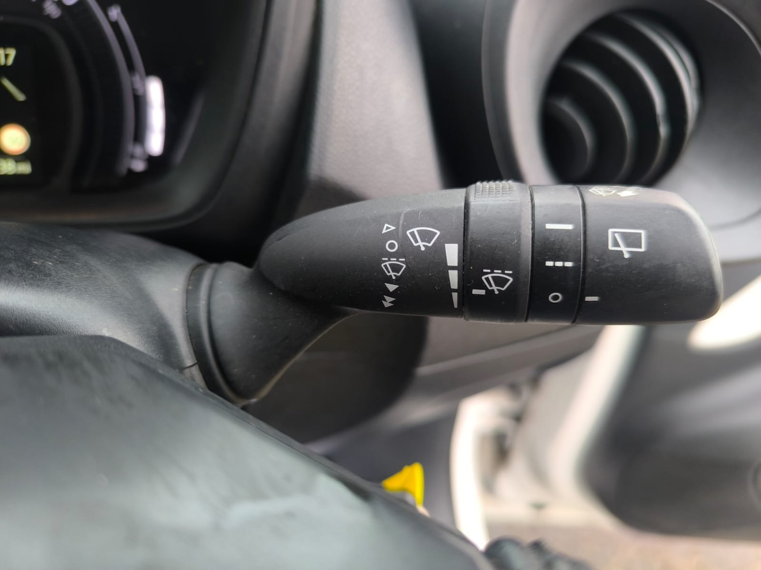 Used Toyota Aygo X 2022 for sale - 76555250: Photo 23