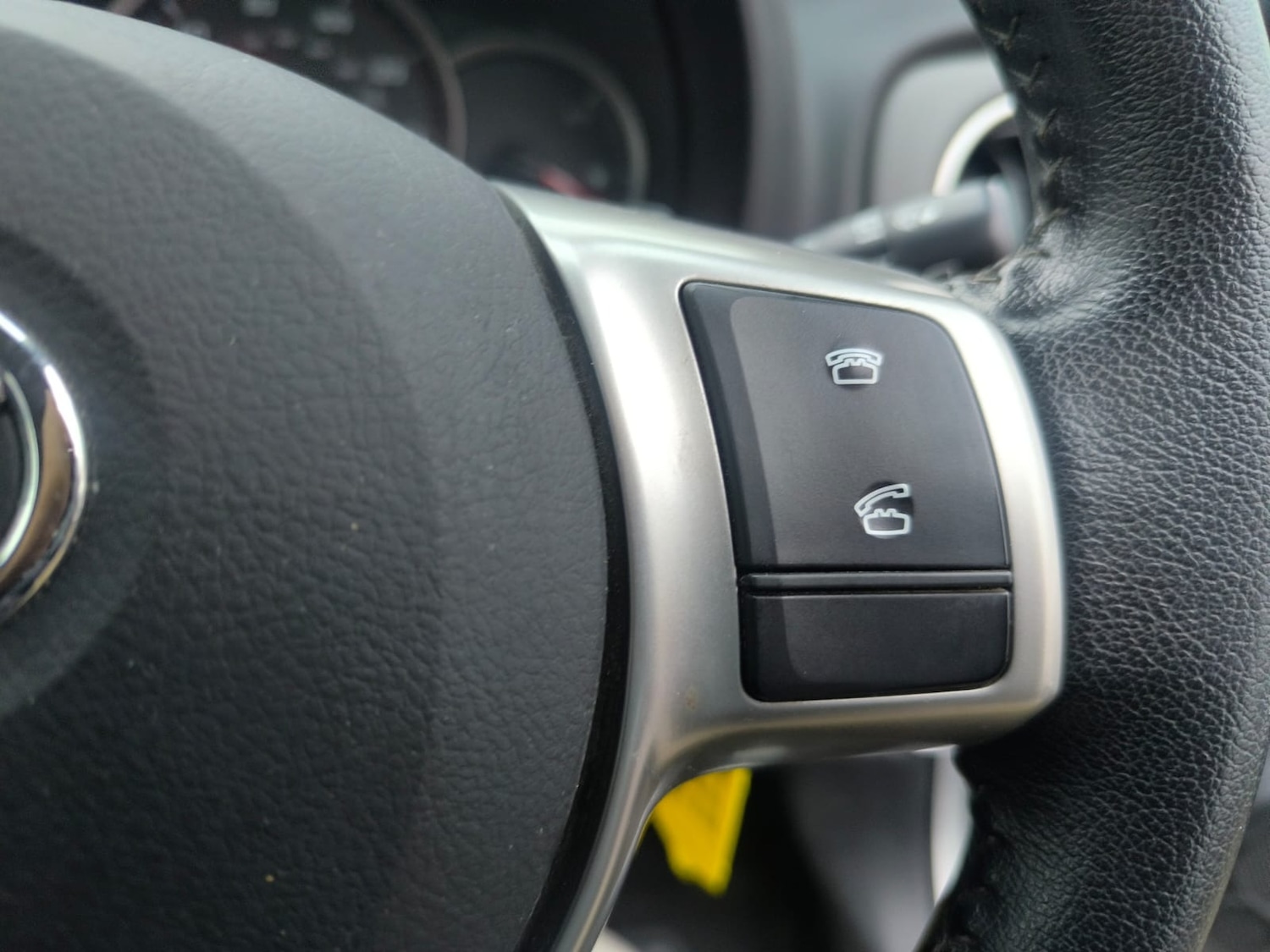 Used Toyota Yaris 2013 for sale - 76980328: Photo 17