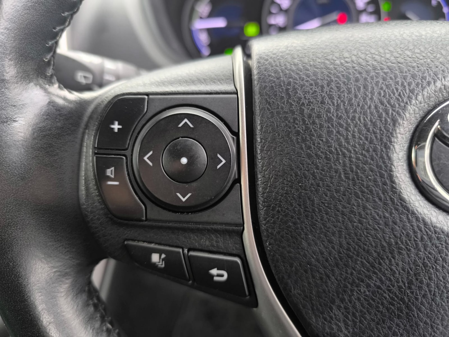 Used Toyota Voxy 2019 for sale - 77207976: Photo 17