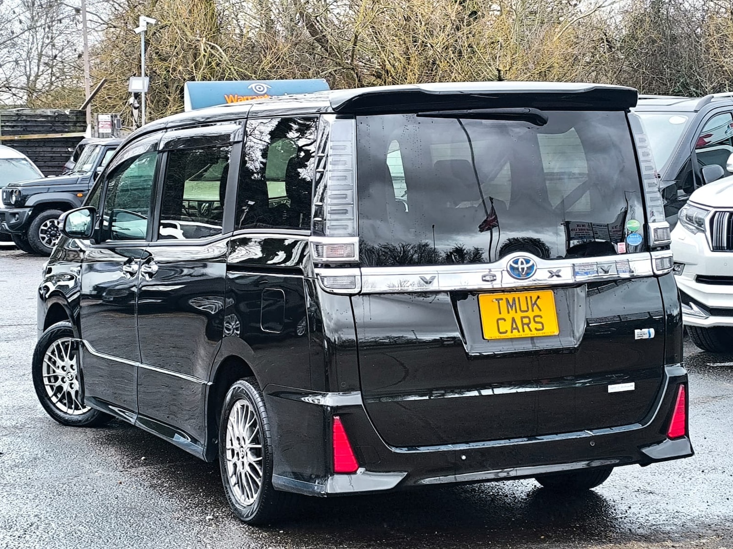 Used Toyota Voxy 2019 for sale - 77207976: Photo 4