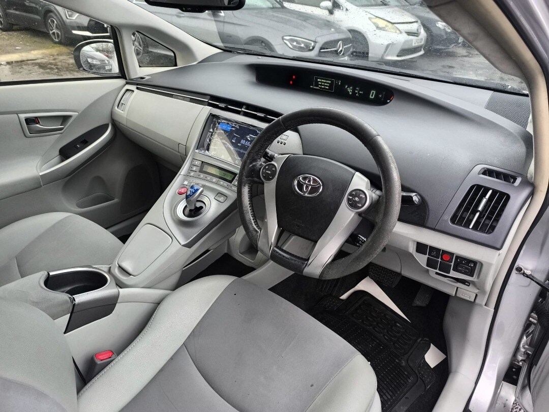 Used Toyota Prius 2015 for sale - 77663775: Photo 10