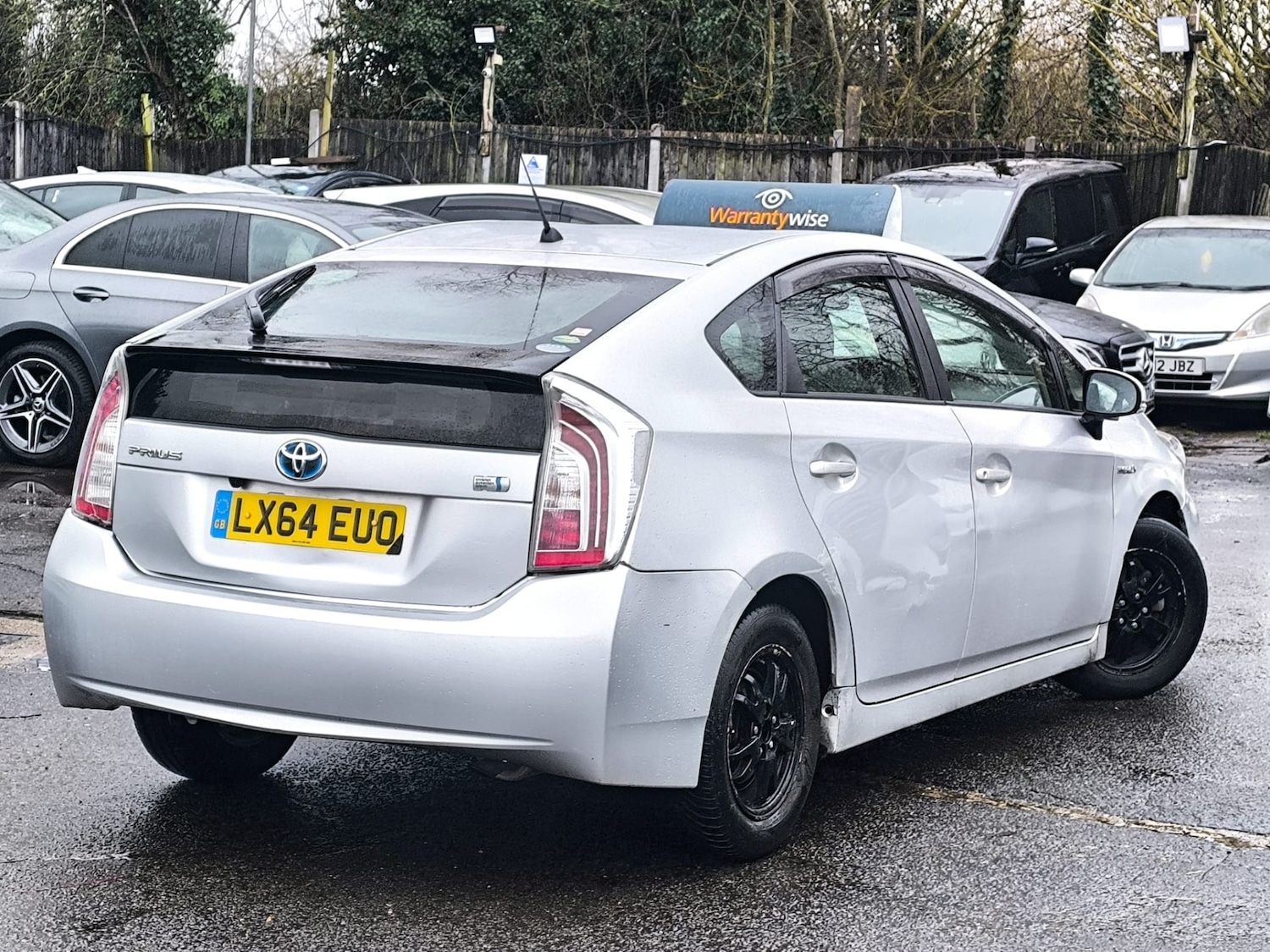 Used Toyota Prius 2015 for sale - 77663775: Photo 3