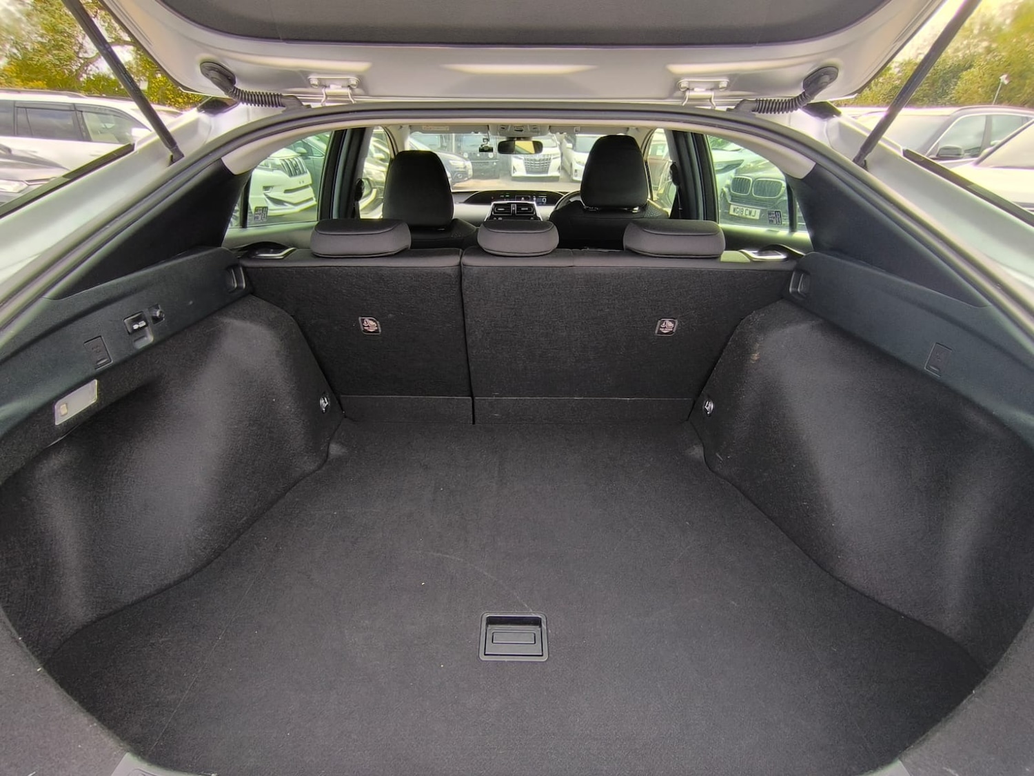 Used Toyota Prius 2022 for sale - 76193499: Photo 27