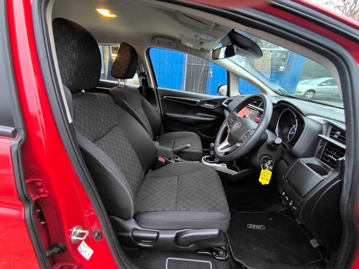 Used Honda Jazz 2017 for sale - 77686104: Photo 9