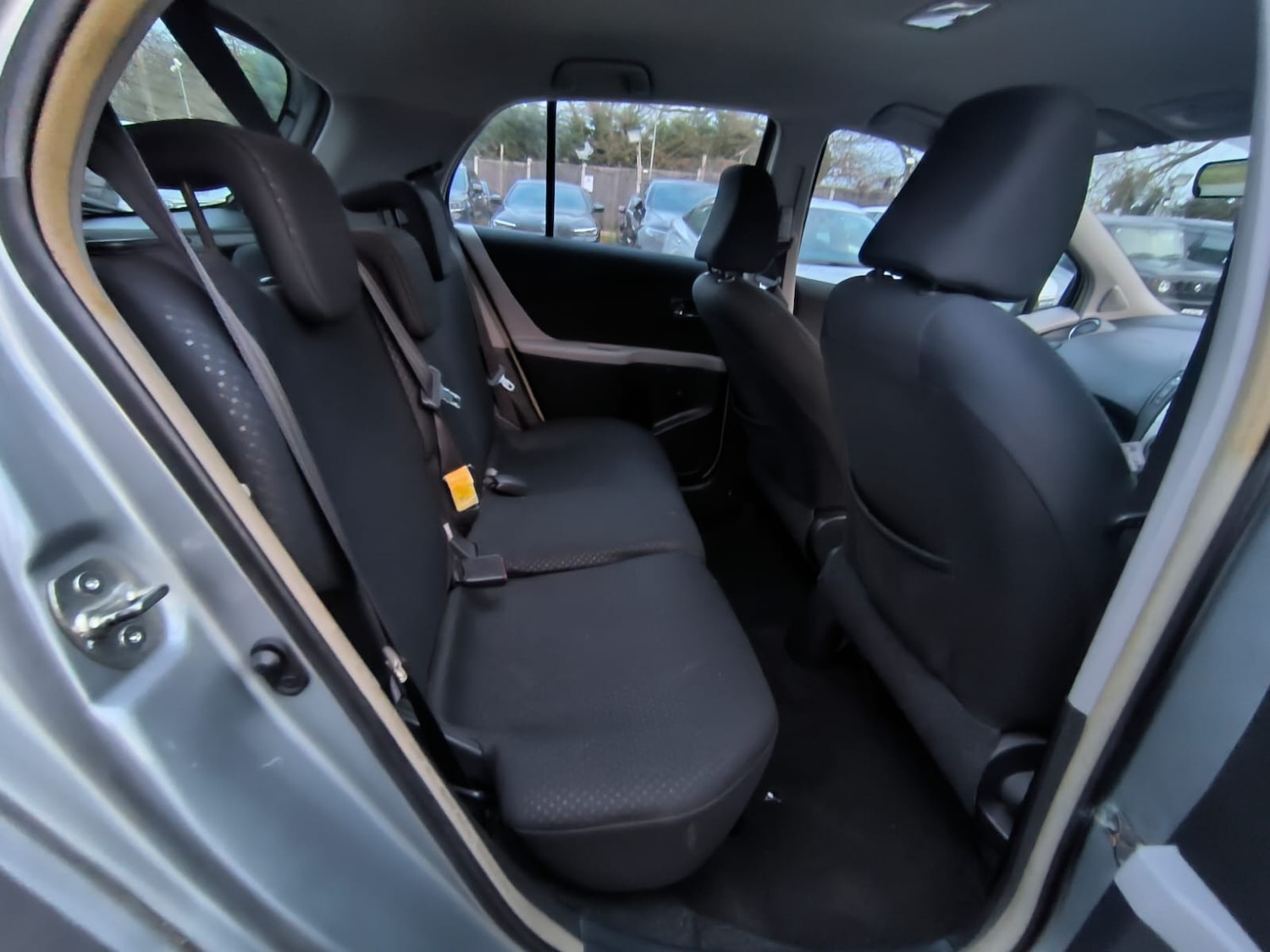 Used Toyota Yaris 2010 for sale - 77001964: Photo 11