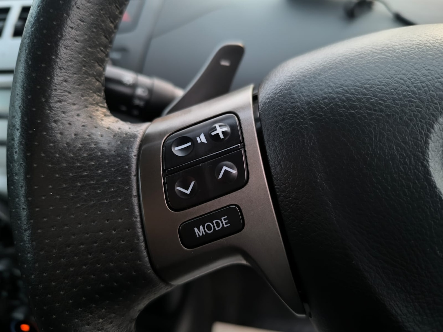 Used Toyota Yaris 2010 for sale - 77001964: Photo 16