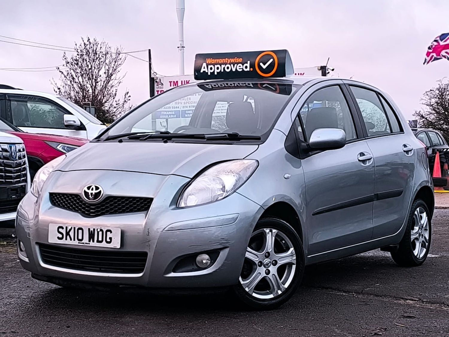 Used Toyota Yaris 2010 for sale - 77001964: Photo 2