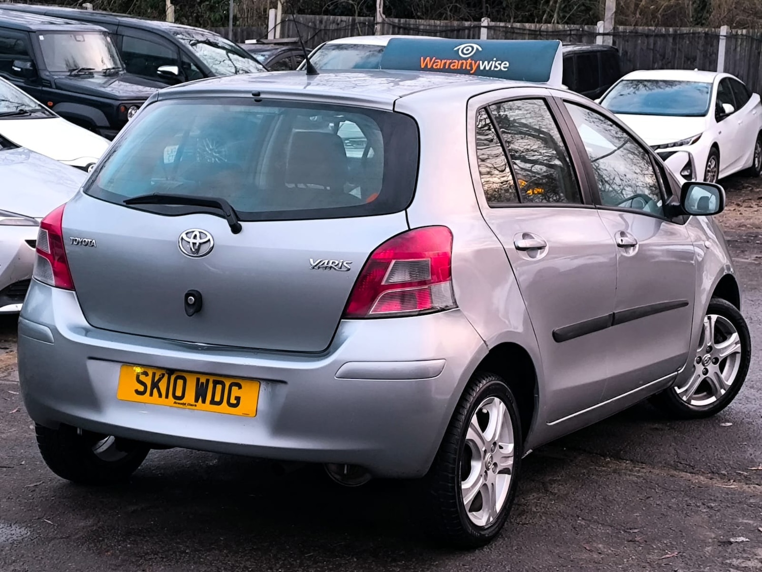 Used Toyota Yaris 2010 for sale - 77001964: Photo 3