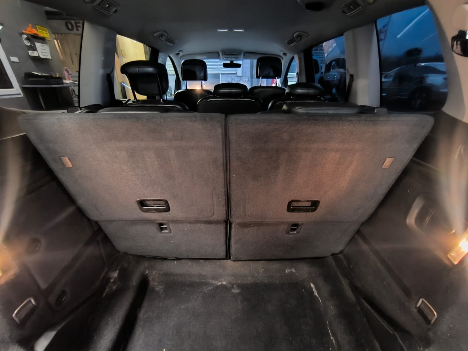 Used Toyota Yaris 2010 for sale - 77001964: Photo 37