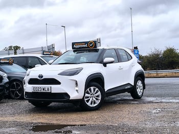 Used Toyota Yaris Cross 2023 for sale - 79683389: Photo