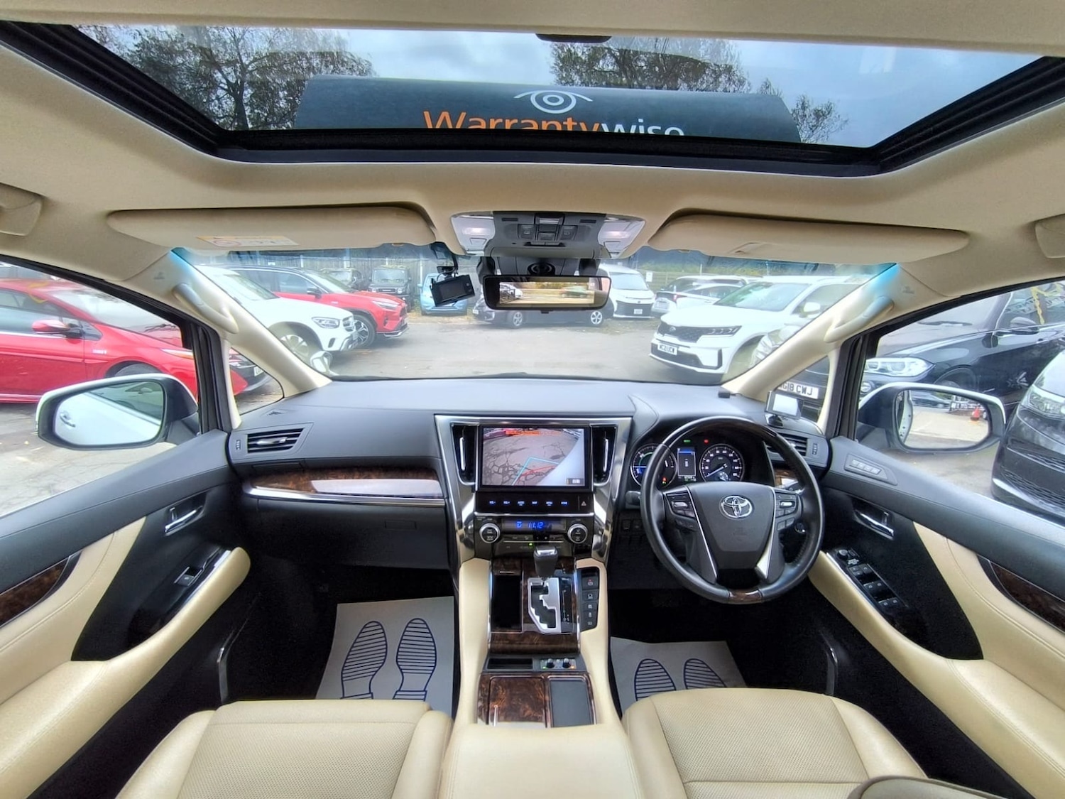 Used Toyota Alphard 2019 for sale - 76490499: Photo 15