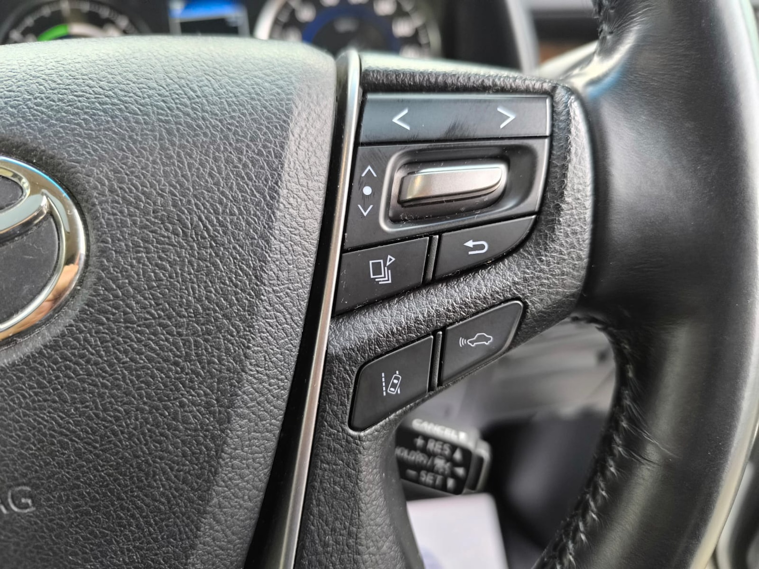 Used Toyota Alphard 2019 for sale - 76490499: Photo 19