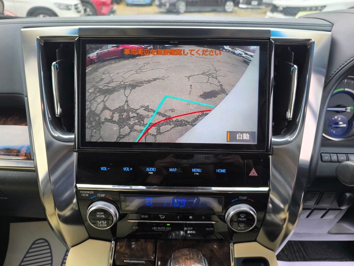 Used Toyota Alphard 2019 for sale - 76490499: Photo 23