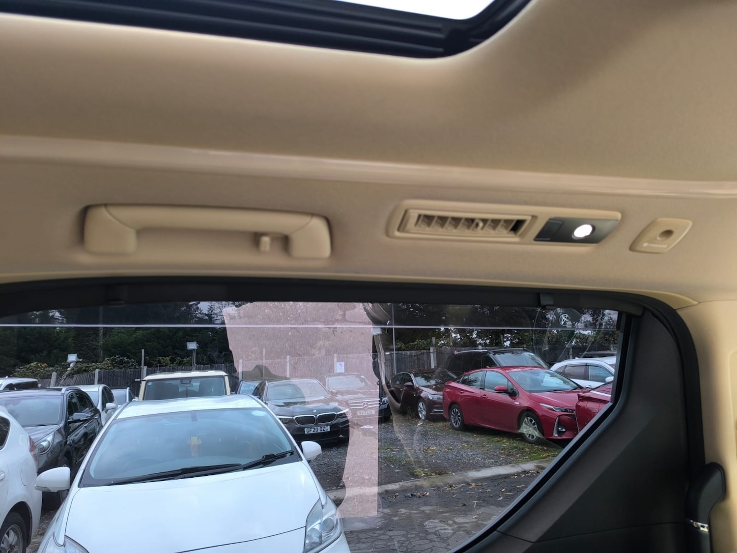 Used Toyota Alphard 2019 for sale - 76490499: Photo 34