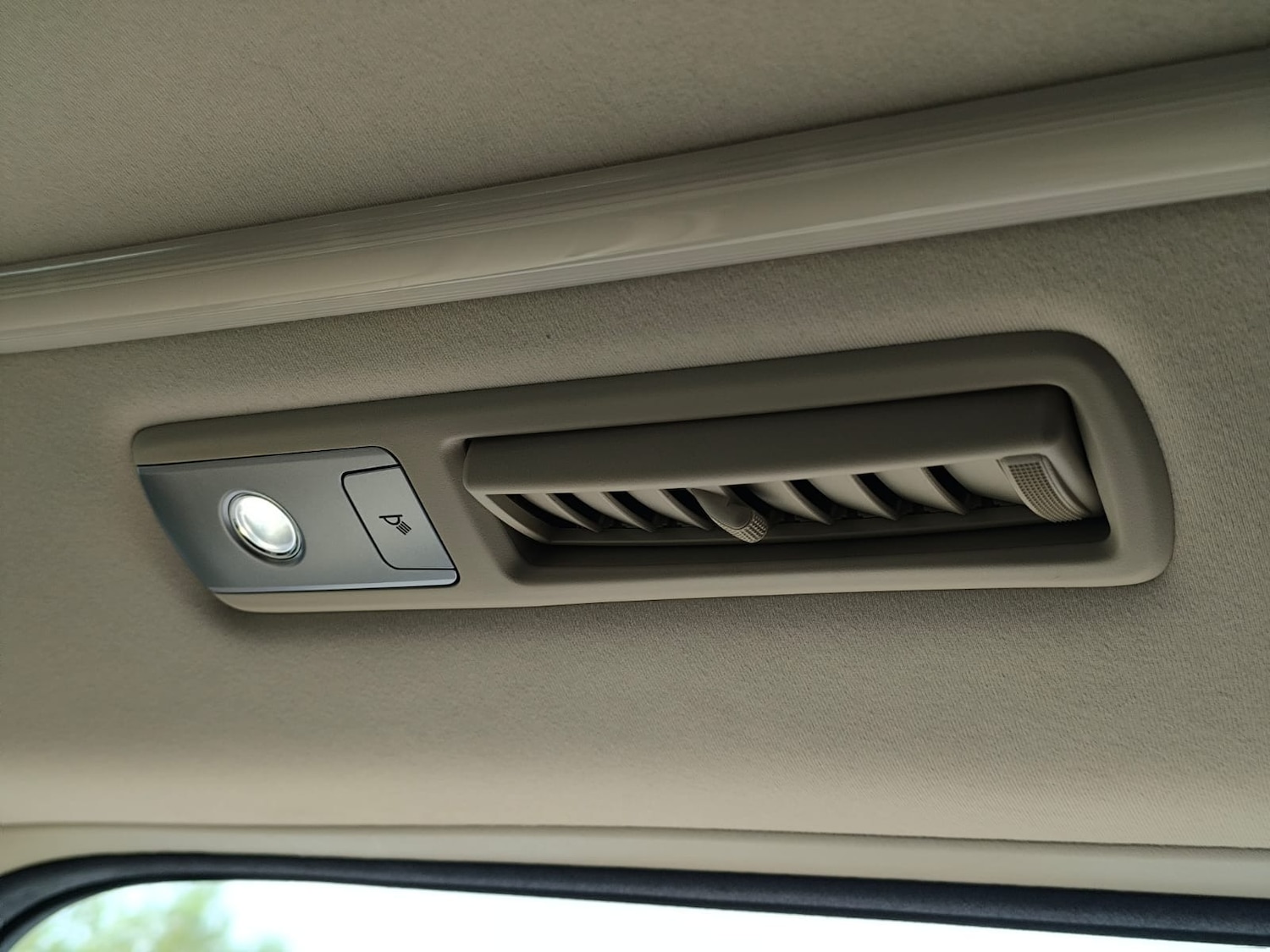 Used Toyota Alphard 2019 for sale - 76490499: Photo 35