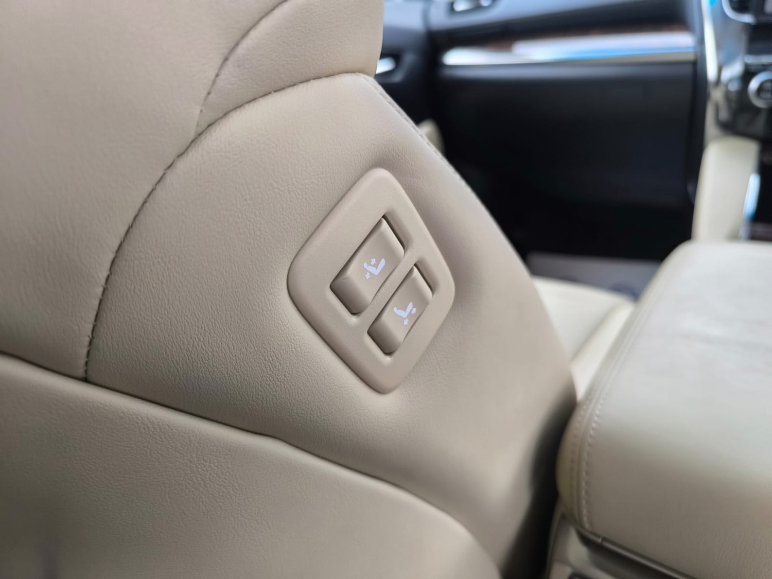 Used Toyota Alphard 2019 for sale - 76490499: Photo 39